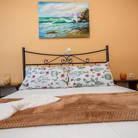 Aristotelis Apartments Razáta Dış mekan fotoğraf