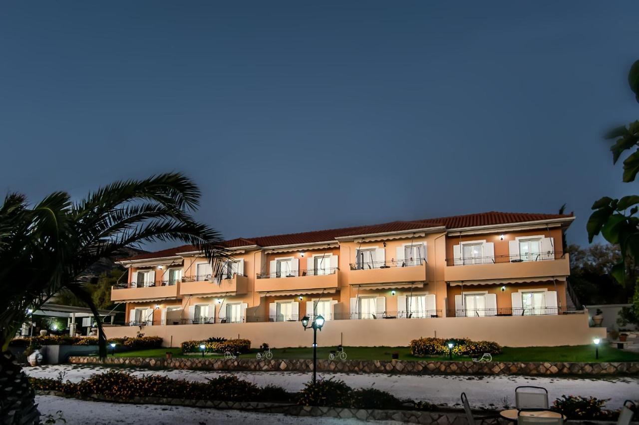 Aristotelis Apartments Razáta Dış mekan fotoğraf