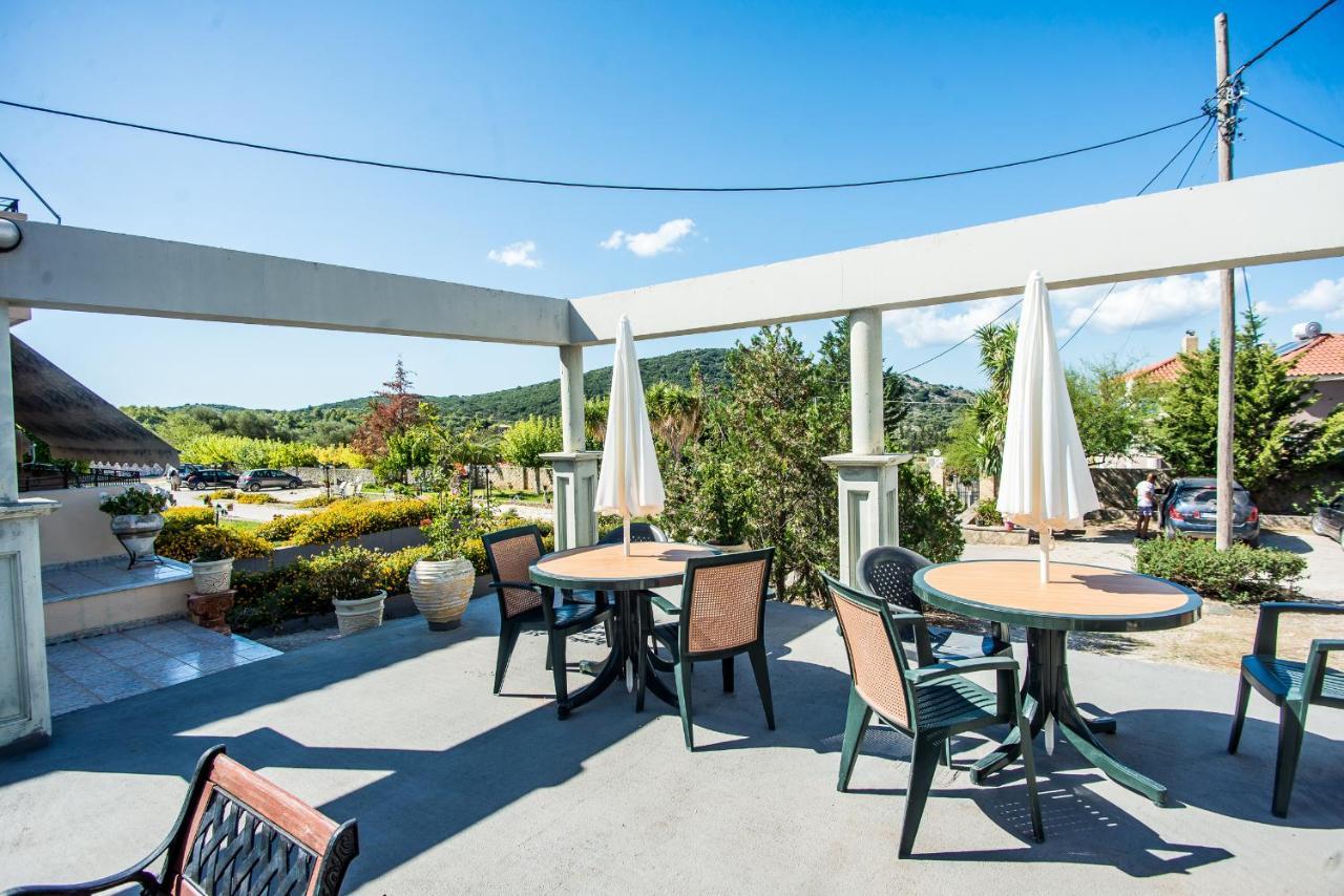 Aristotelis Apartments Razáta Dış mekan fotoğraf