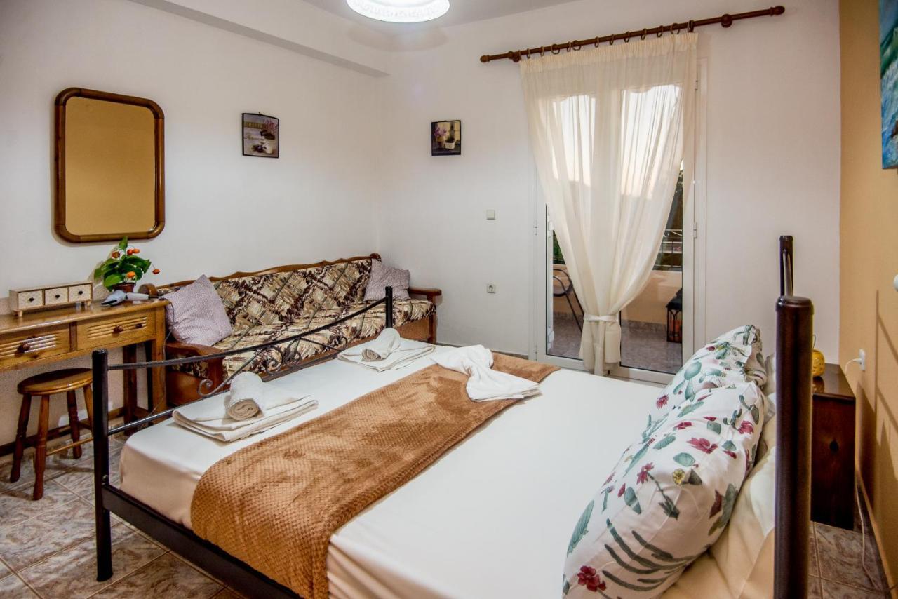 Aristotelis Apartments Razáta Dış mekan fotoğraf