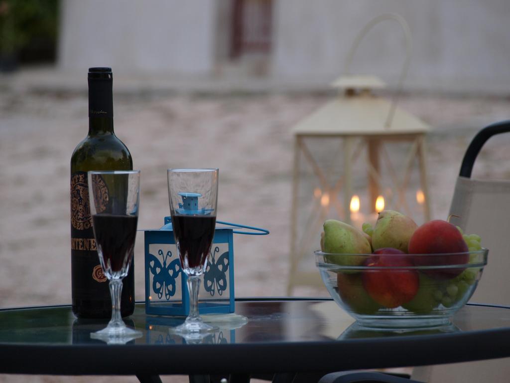 Aristotelis Apartments Razáta Dış mekan fotoğraf